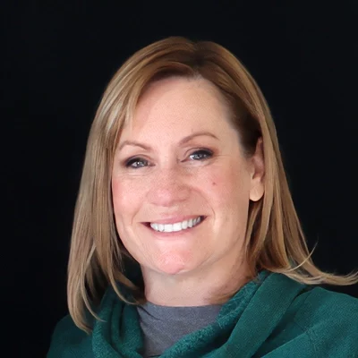 Chiropractic Basehor KS Kim Lindsay